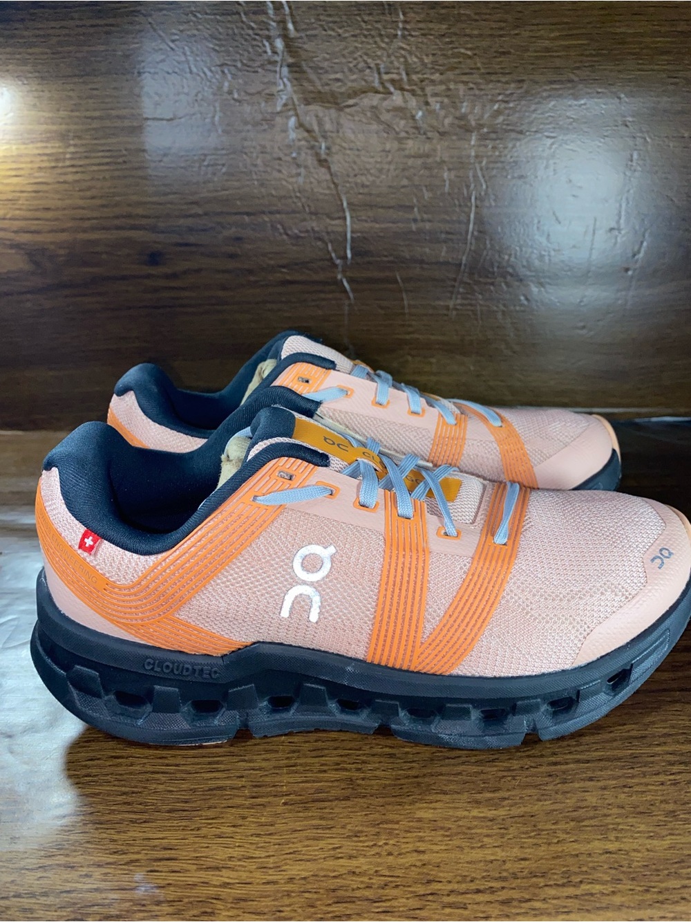On Cloud Cloudgo women’s shoe size 6.5